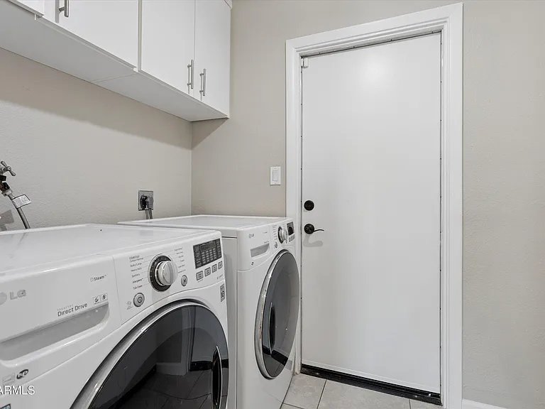 5401 E Beck Ln — Photo 22