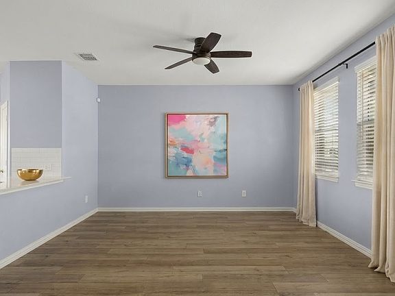 4th image of 5404 Montrose Dr