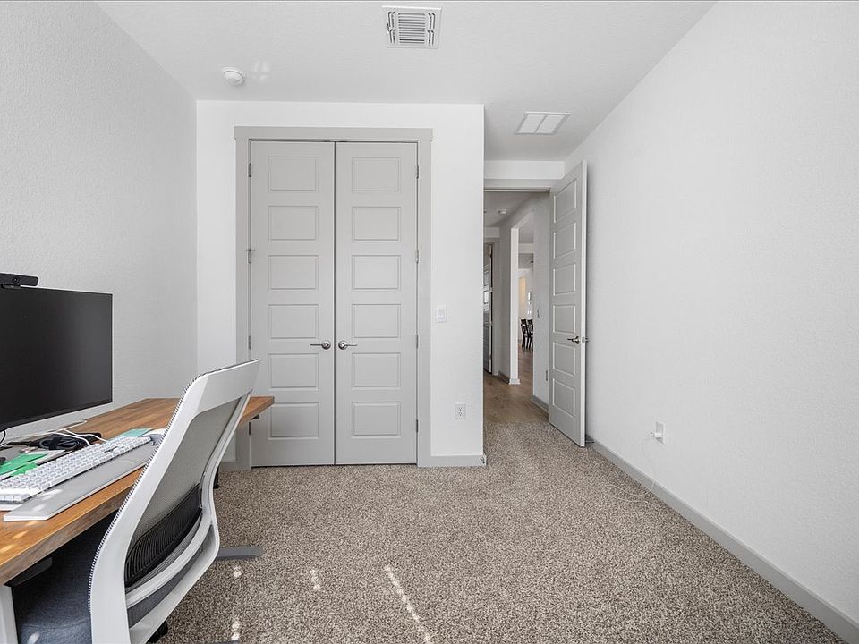 1st image of 420 Deerpath St