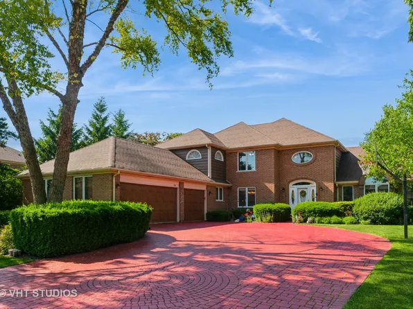 702 Newcastle Ln, Prospect Heights, IL 60070