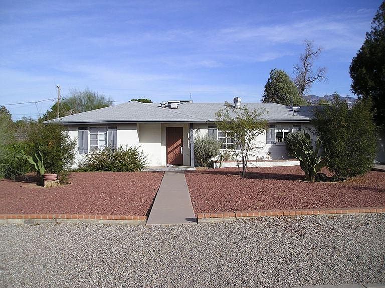 1st image of 2901 E Chula Vista Dr
