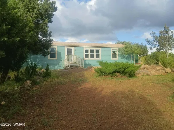 32 Co Rd, Vernon, AZ 85940