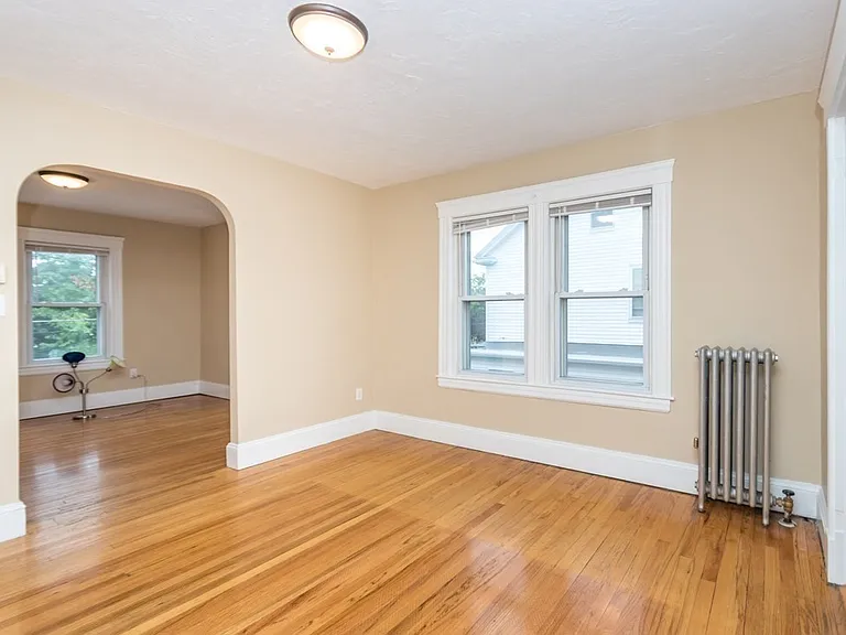 38 Bennett St #2 — Photo 8