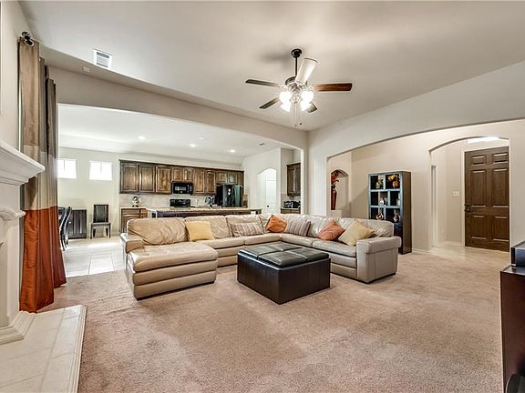 5th image of 317 Parakeet Dr