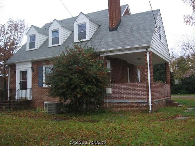 2nd image of 8238 Richmond Hwy