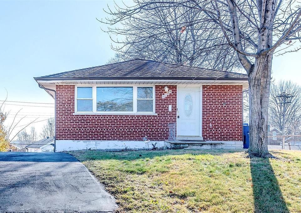 1st image of 4724 Collins Ct