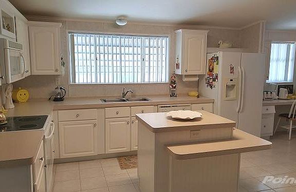 4th image of 11141 Maverick Dr