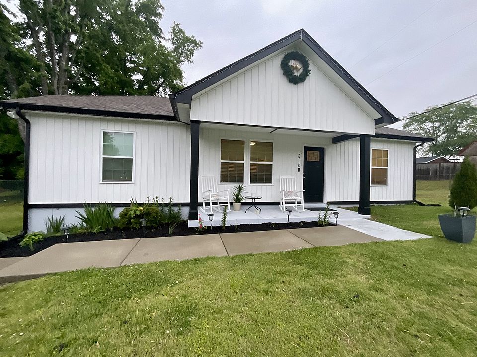 1st image of 2718 Driftwood Dr