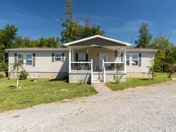 1535 Dewey Rd, Eldorado, IL 62930