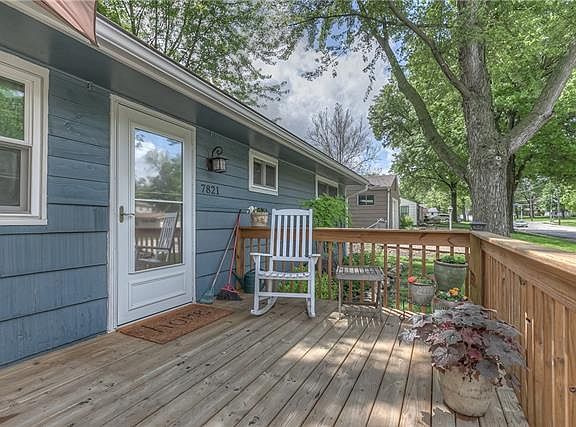 3rd image of 7821 Nall Ave