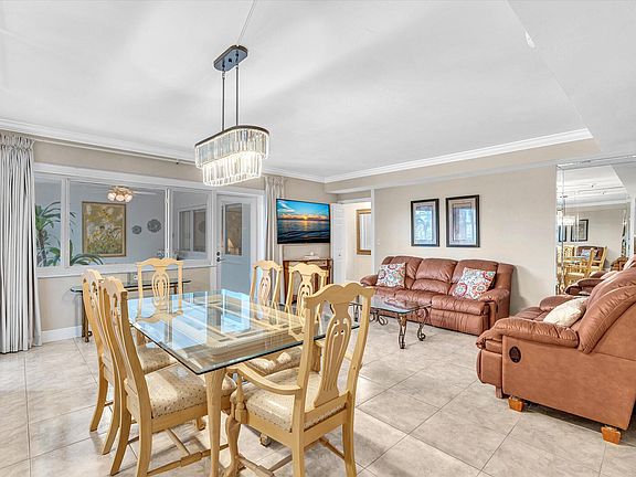 5th image of 3333 NE 34th Street #319