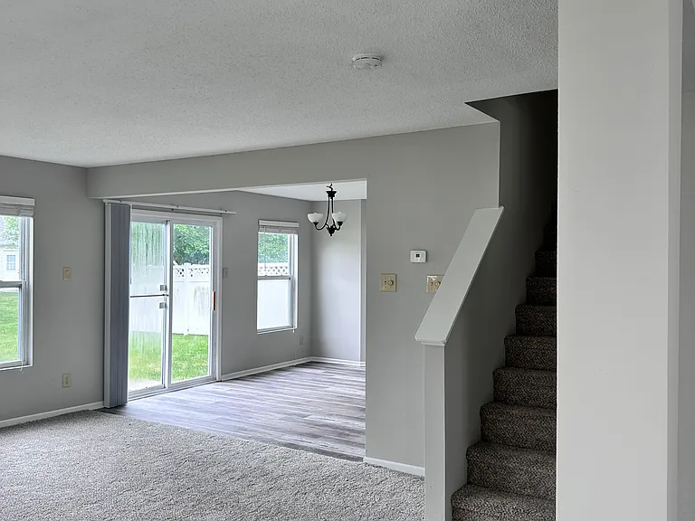 15162 Beam St — Photo 15