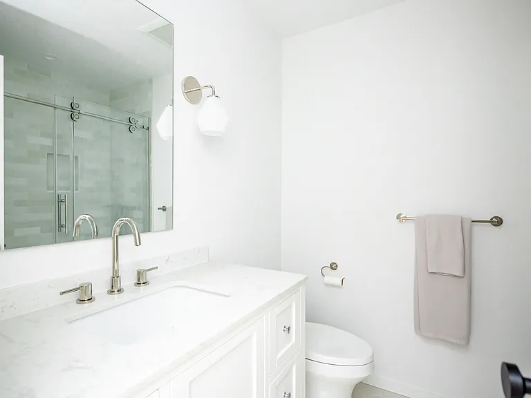 147 Soundview Dr — Photo 11