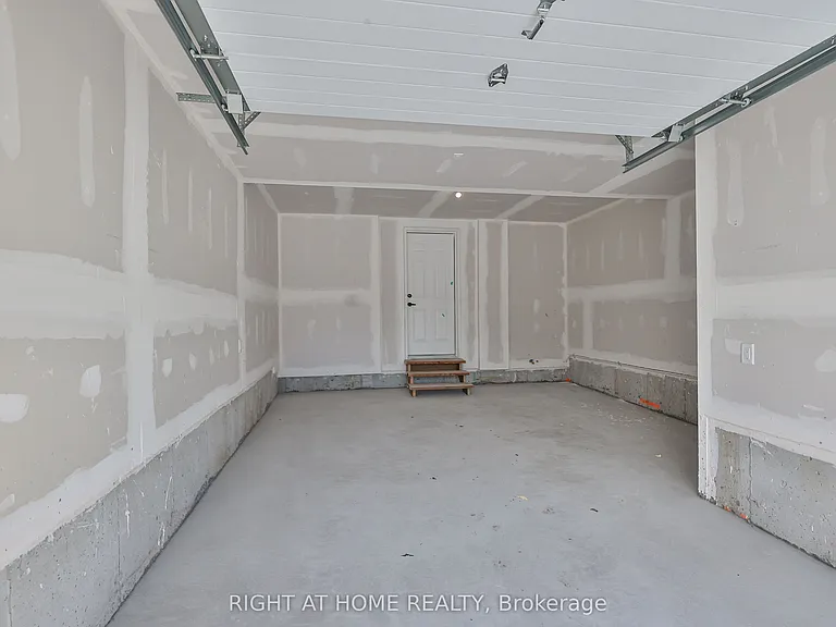 6177 Kingston Rd — Photo 38