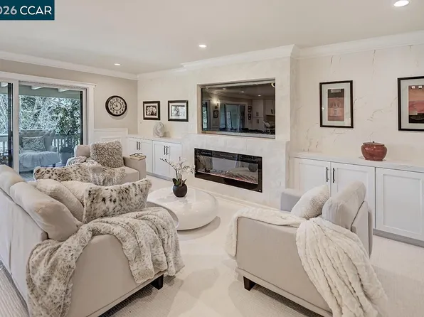 1184 Rockledge Ln APT 5, Walnut Creek, CA 94595