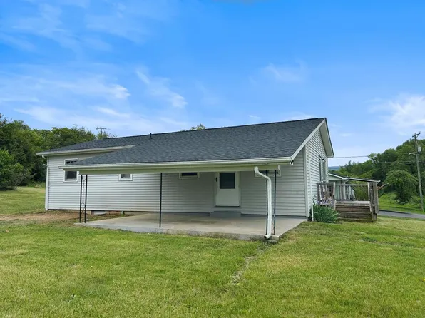 115 Beasley Ln, Marion, VA 24354