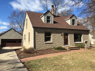 1815 S Memorial Dr, Appleton, WI 54915