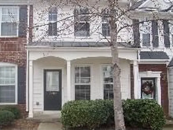 3266 Hidden Cove Cir, Peachtree Corners, GA 30092