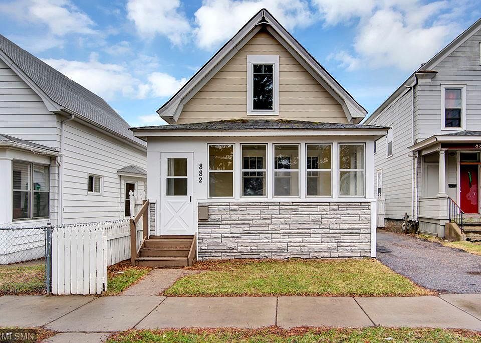 1st image of 882 York Ave