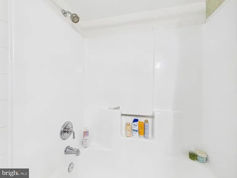 1024 N Utah St #422 — Photo 23