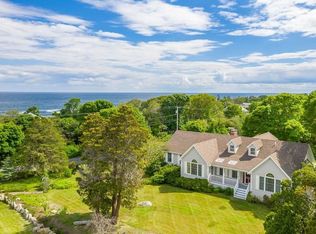 8 Lands End Ln, Gloucester, MA 01930
