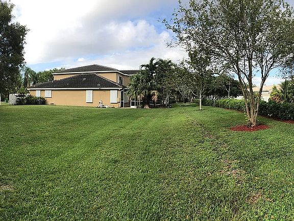 HUGE back yard
