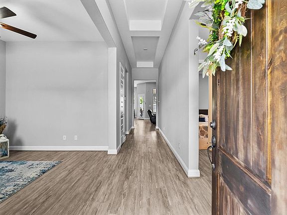 3rd image of 2314 Navo Lane
