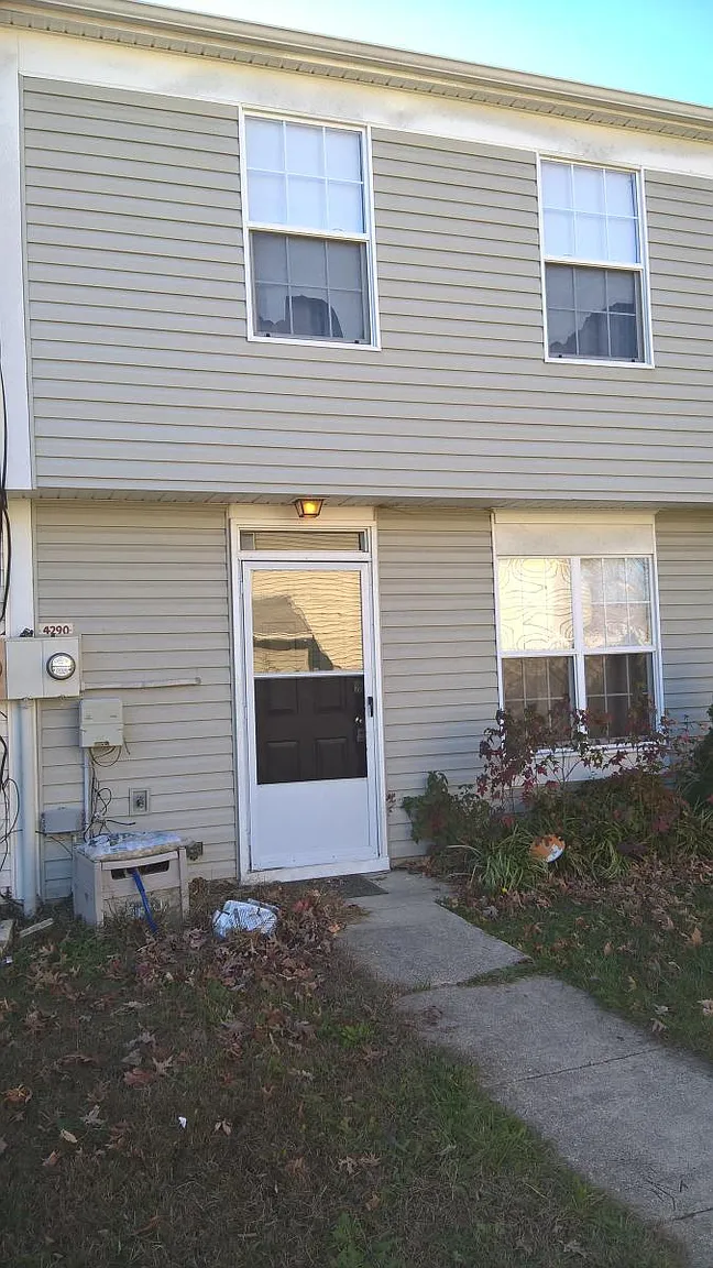 4290 Drake Ct photo 1