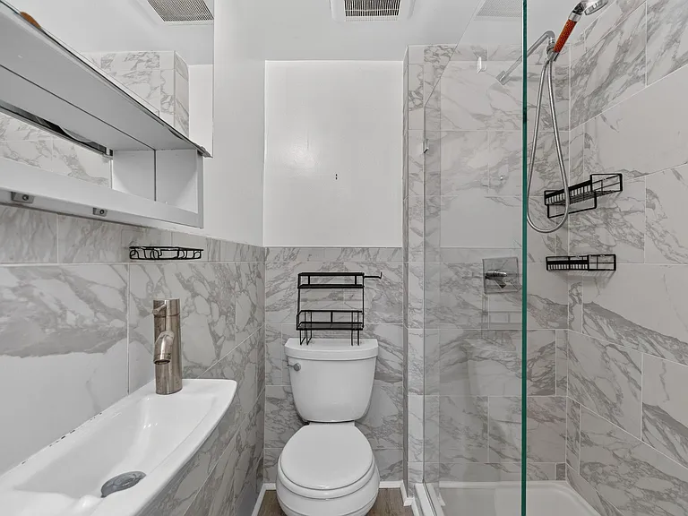 451 M St NW #B — Photo 19