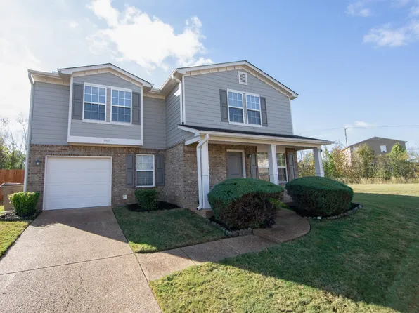 9965 Branley Oak Dr, Cordova, TN 38016