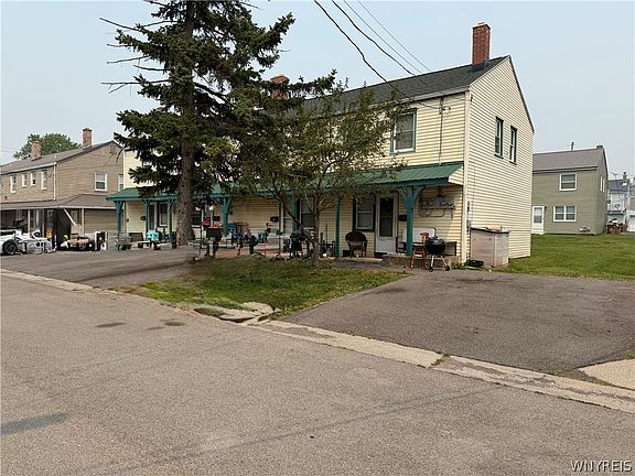 3rd image of 6 Springfield Dr #D