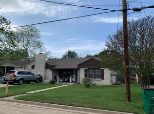 1305 W 10th St, Mc Gregor, TX 76657