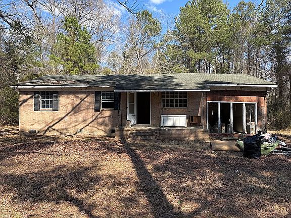 3rd image of 4427 Charlie Cade Rd