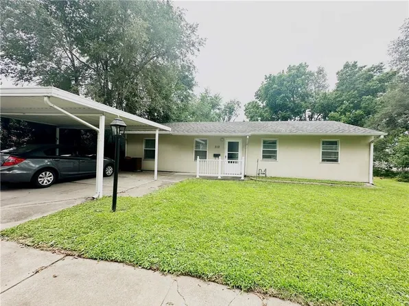 312 W Kansas Ave, Saint Joseph, MO 64504