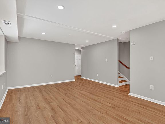 4th image of 1008 Rittenhouse St NW #15