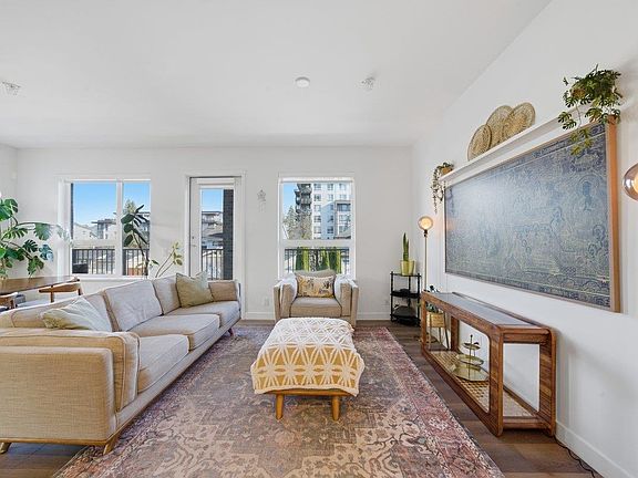 2nd image of 645 Como Lake Ave #303