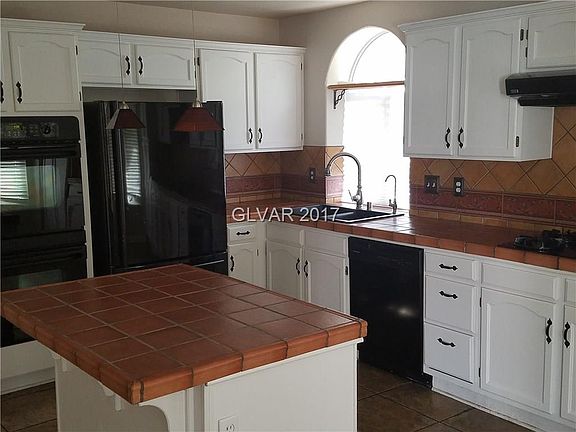 4th image of 7824 Millhopper Ave #0