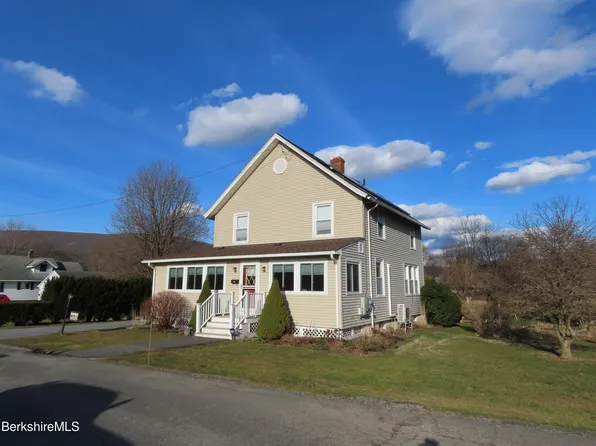 154 Bonair Ave, North Adams, MA 01247