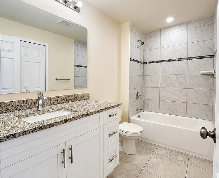 1625 SW 1st Ave — Photo 5