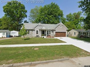 605 Hartner Dr, Holly, MI 48442
