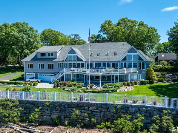 12 Rocky Point Road, Old Saybrook, CT 06475