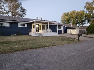 1706 Overhill Rd, Abilene, KS 67410