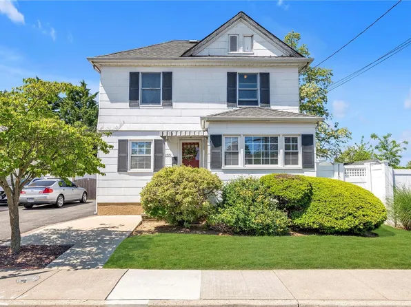 2729 Wilson Avenue, Bellmore, NY 11710