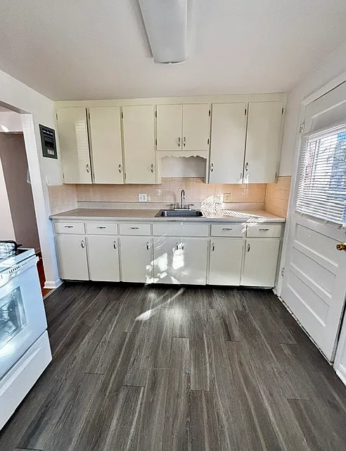 2 bed, 800 sqft, $1,450 — Photo 3