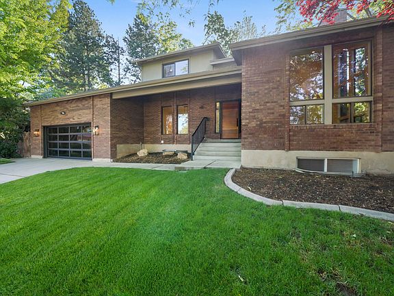 3rd image of 2882 E Heather Cir S