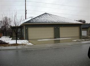 1021/1023 E Connecticut Ave, Nampa, ID 83686