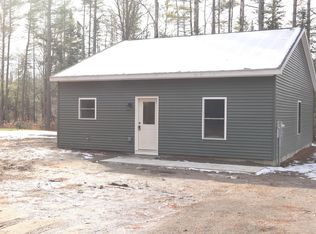 615 White School House Road, Madison, ME 04950