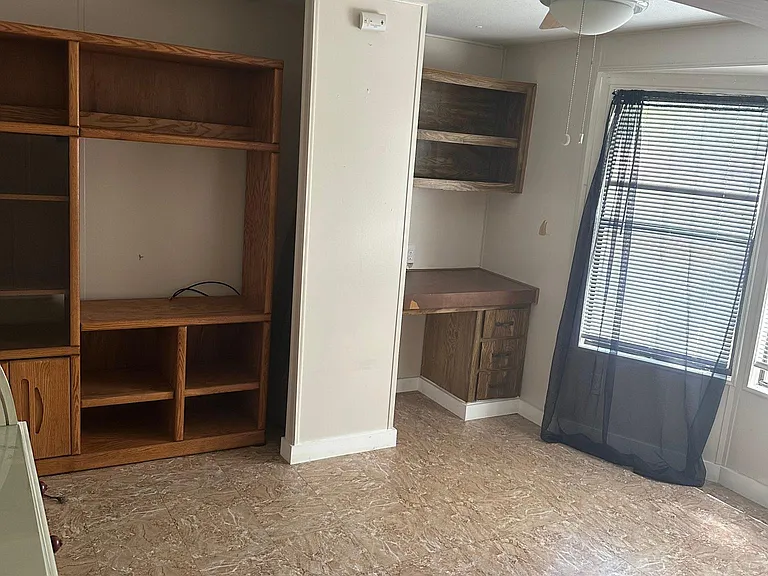 23102 Skila Dr — Photo 10