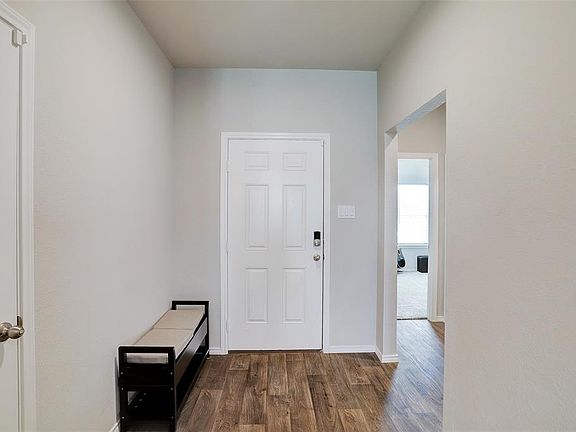 4th image of 5606 Providence Green Ct