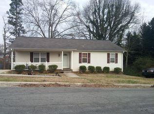 230 James St, Lexington, NC 27295